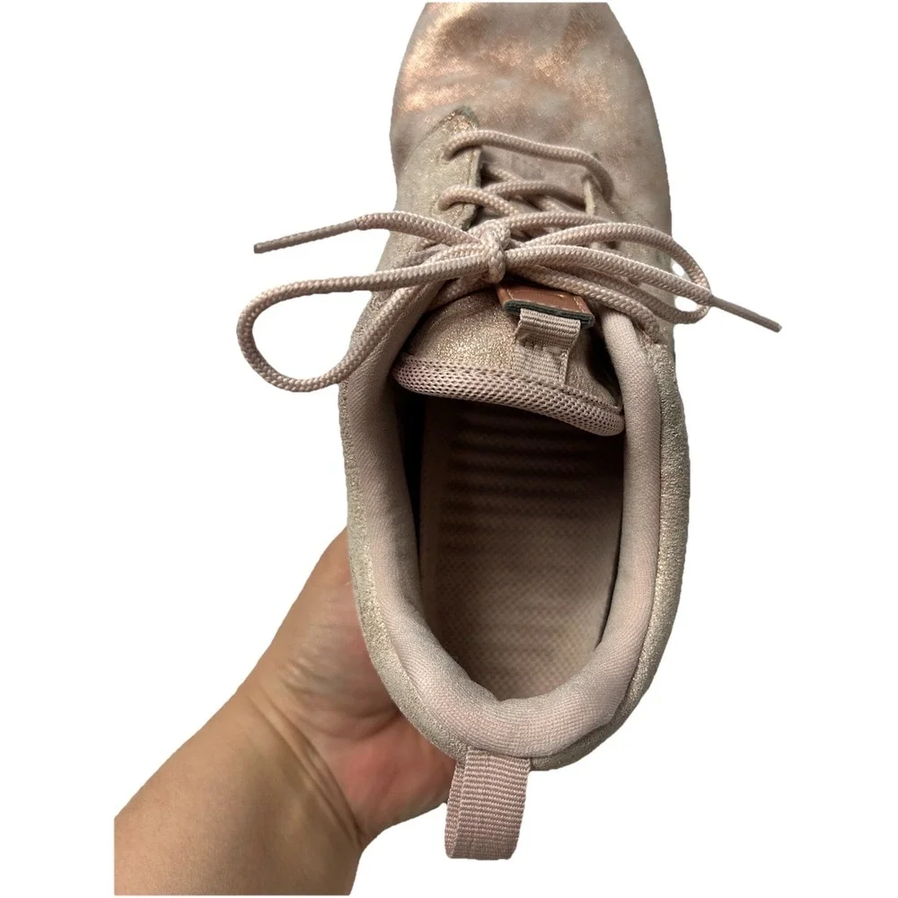 Nike Roshe Women's Sneakers Size 6,5‎ EU 37 Rose Gold Athleisure Sport Lux Yoga